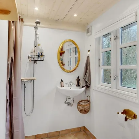 1 Bedroom In *